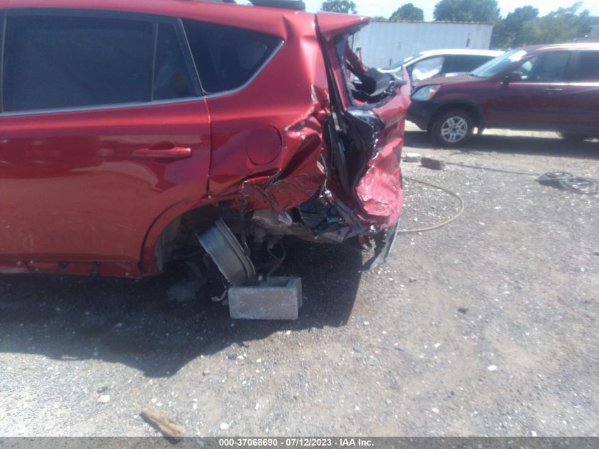 2017 TOYOTA RAV4 XLE - JTMWFREVXHJ113574