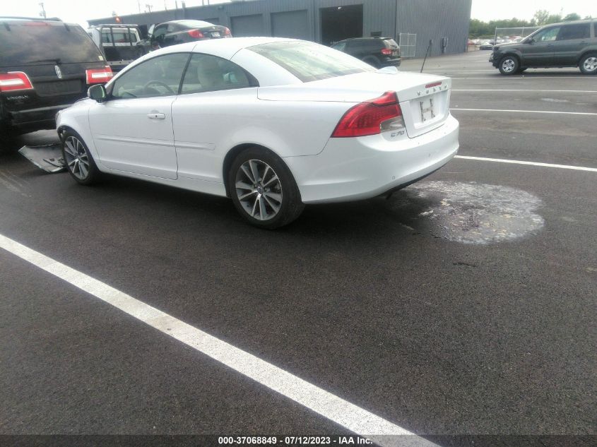 2013 VOLVO C70 T5 YV1672MC5DJ141100
