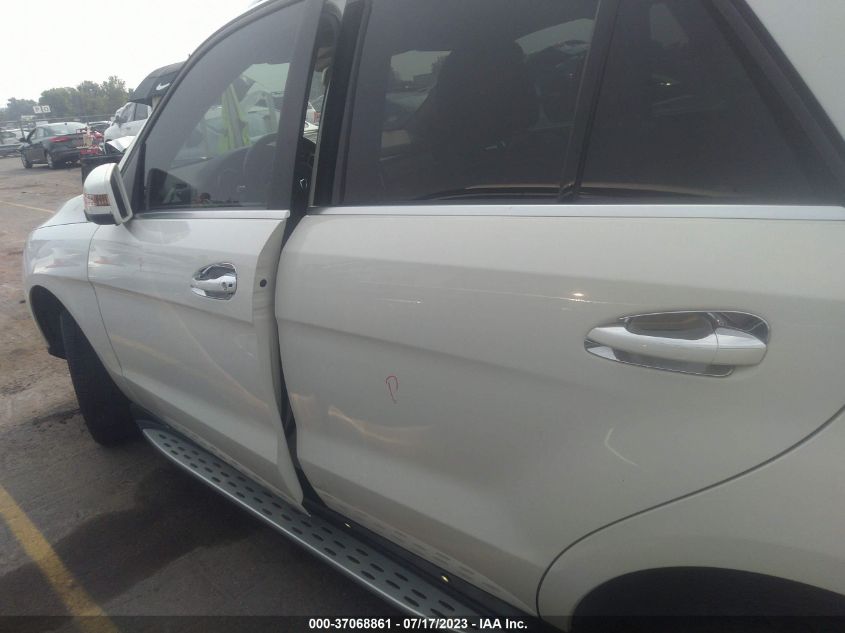 2013 MERCEDES-BENZ M-CLASS ML 350 - 4JGDA5HB7DA130919