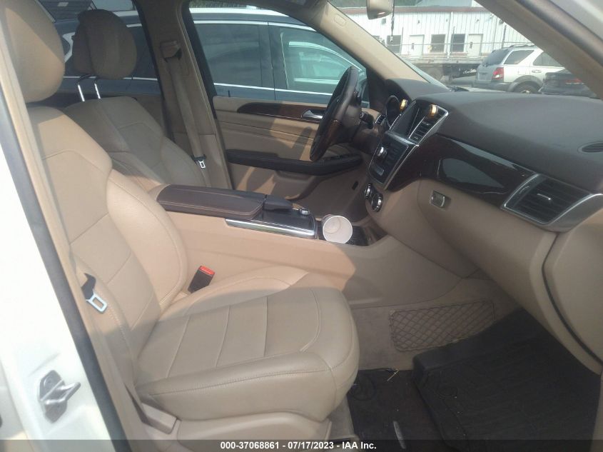 2013 MERCEDES-BENZ M-CLASS ML 350 - 4JGDA5HB7DA130919