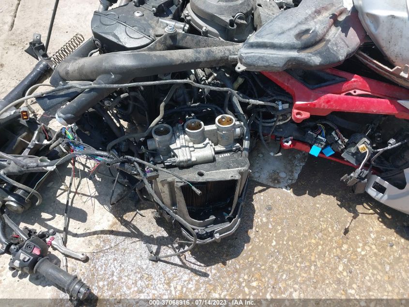 2018 TRIUMPH MOTORCYCLE STREET TRIPLE R SMTA434DXJT862764