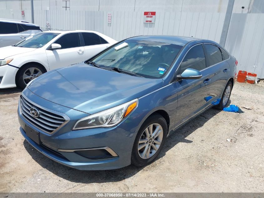 2016 HYUNDAI SONATA 2.4L SE - 5NPE24AF5GH321202