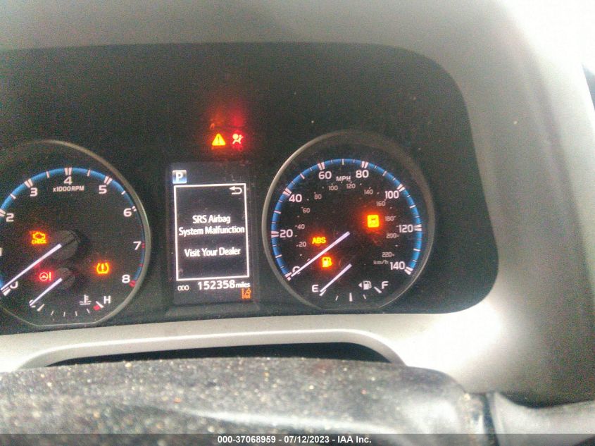 2018 TOYOTA RAV4 LE - 2T3ZFREV4JW520620