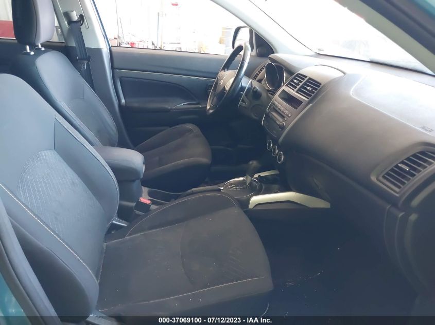 2013 MITSUBISHI OUTLANDER SPORT LE - 4A4AR5AU4DE019578