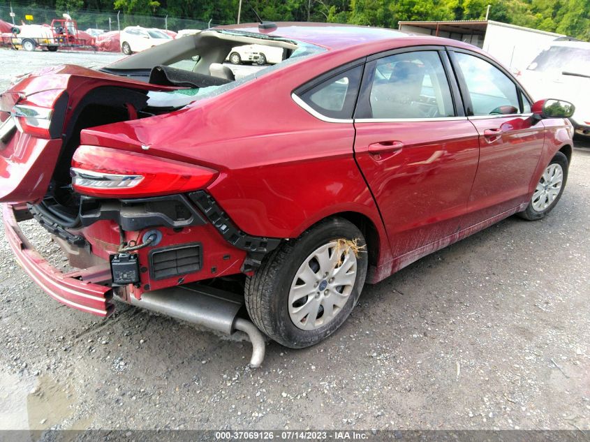 2019 FORD FUSION S - 3FA6P0G79KR102513