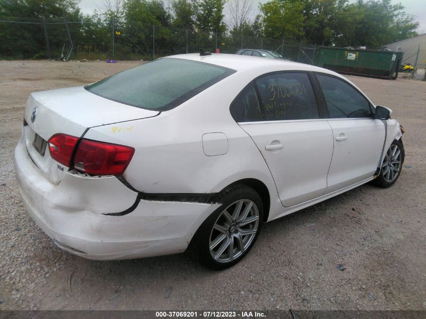 2013 VOLKSWAGEN JETTA SEDAN TDI W/PREMIUM/NAV - 3VW3L7AJ6DM360006