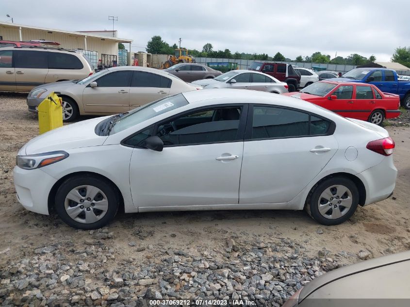 2017 KIA FORTE LX - 3KPFK4A72HE110848