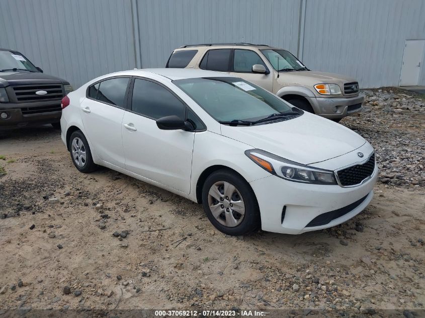 2017 KIA FORTE LX - 3KPFK4A72HE110848