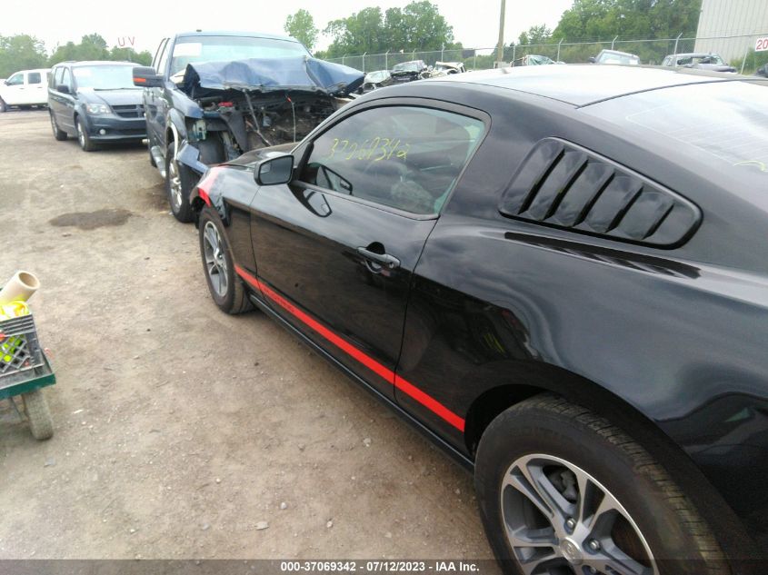 2013 FORD MUSTANG V6 - 1ZVBP8AM1D5243844