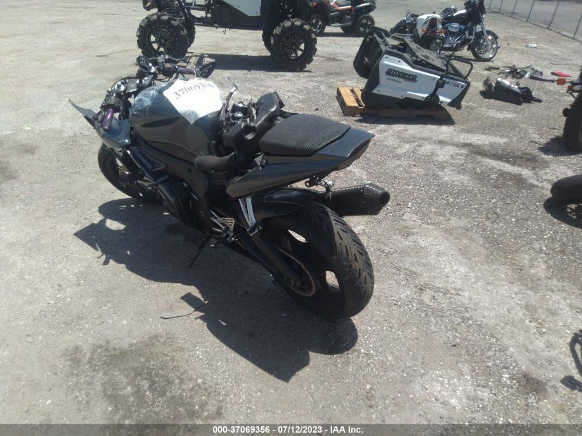 2006 YAMAHA YZFR6 L JYARJ06E06A031299