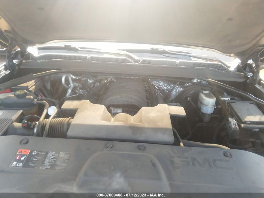 2015 GMC YUKON SLE - 1GKS1AKC3FR113596