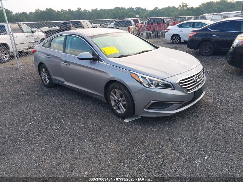 2016 HYUNDAI SONATA 2.4L SE - 5NPE24AFXGH320207