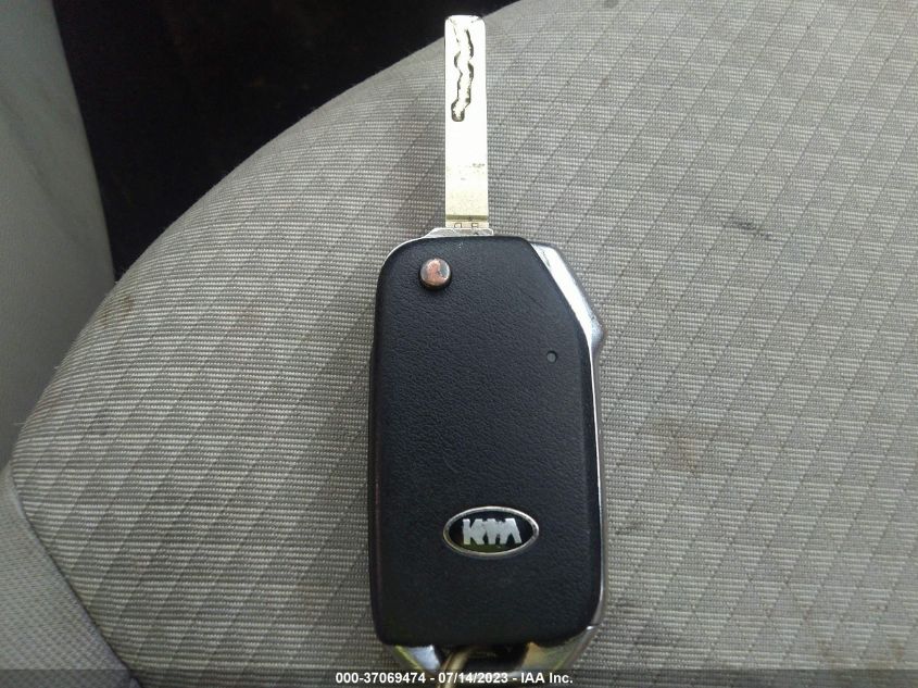 2020 KIA SOUL LX - KNDJ23AU9L7073719