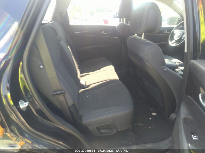 2016 KIA SORENTO LX/L - 5XYPGDA30GG066899