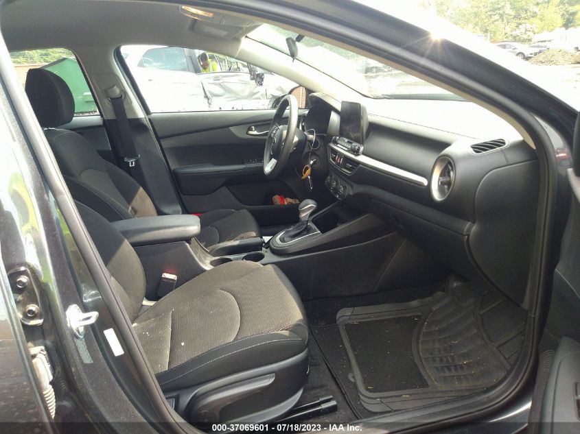 2021 KIA FORTE LXS - 3KPF24AD5ME369835
