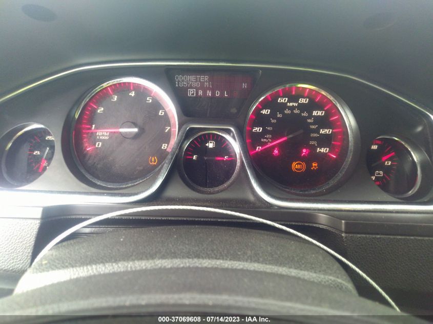 2016 GMC ACADIA SLT - 1GKKRRKD1GJ126606