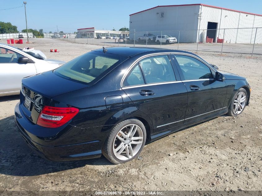 2013 MERCEDES-BENZ C-CLASS C 250 - WDDGF4HB5DR247306