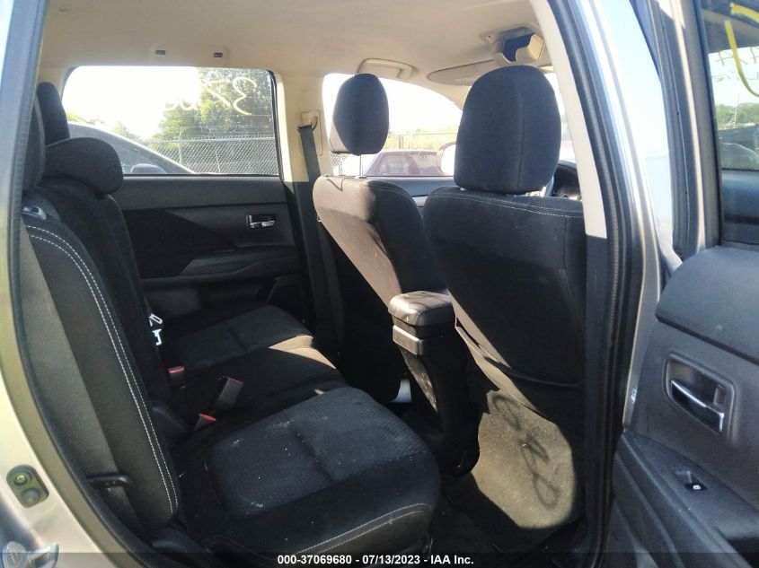 2016 MITSUBISHI OUTLANDER SE/SEL - JA4AD3A39GZ002364