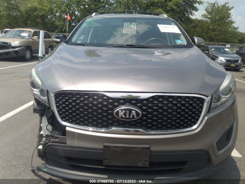 2016 KIA SORENTO LX - 5XYPGDA38GG109322