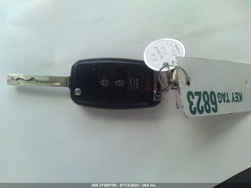 2016 KIA SORENTO LX - 5XYPGDA38GG109322