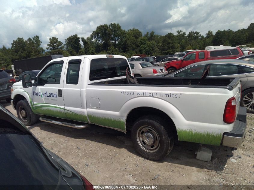2013 FORD SUPER DUTY F-250 SRW XL/XLT/LARIAT - 1FT7X2A65DEA14963
