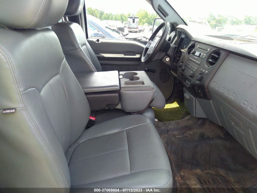2013 FORD SUPER DUTY F-250 SRW XL/XLT/LARIAT - 1FT7X2A65DEA14963