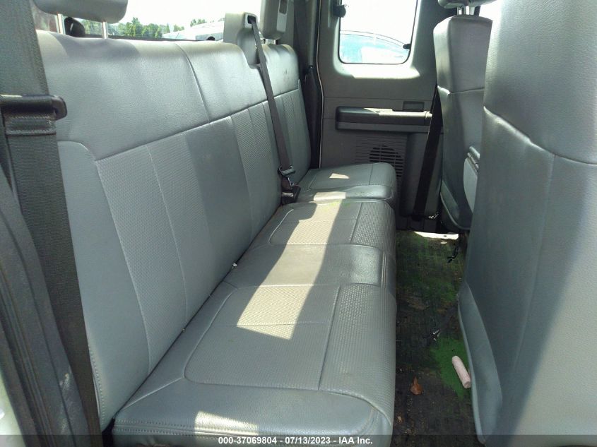 2013 FORD SUPER DUTY F-250 SRW XL/XLT/LARIAT - 1FT7X2A65DEA14963