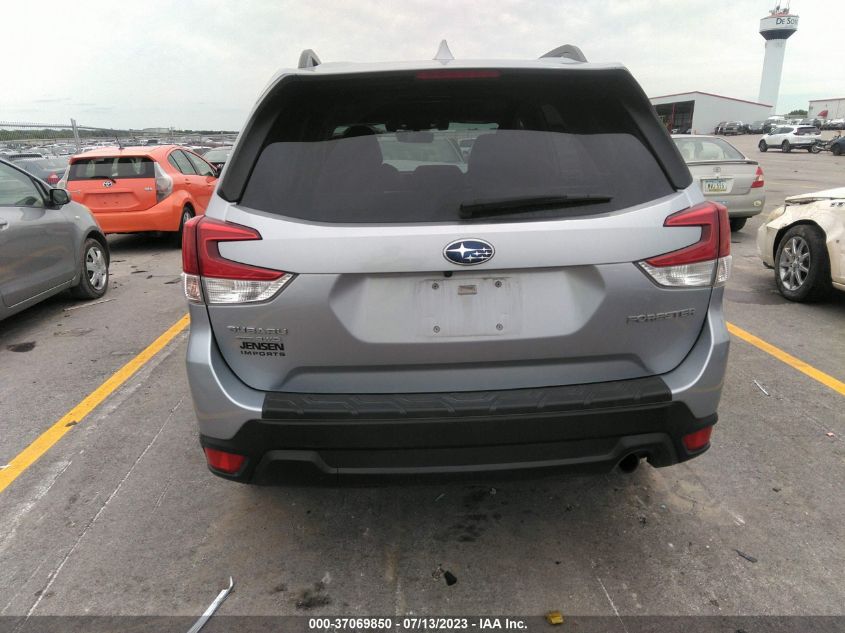 2021 SUBARU FORESTER LIMITED - JF2SKASC3MH401647