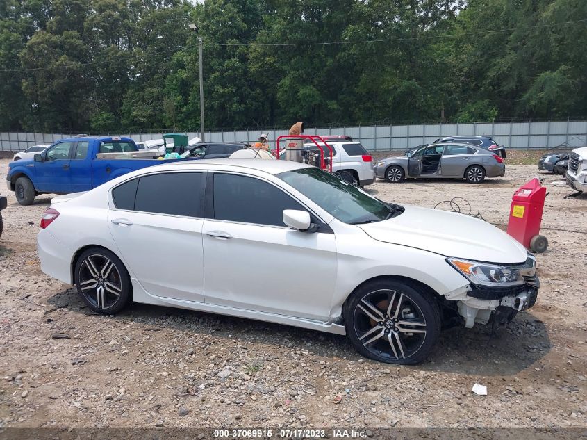 2017 HONDA ACCORD SEDAN SPORT SE - 1HGCR2F11HA233603