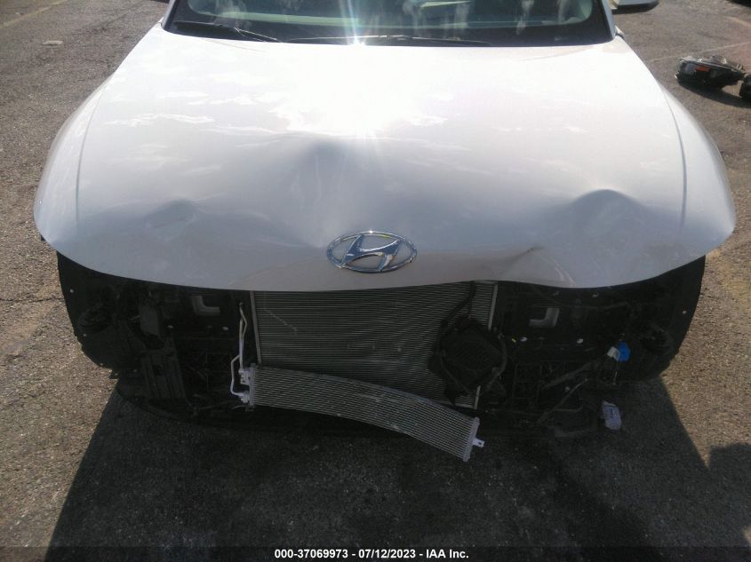 2022 HYUNDAI IONIQ 5 SE - KM8KM4AE2NU081870