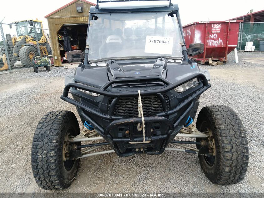 2018 POLARIS RZR XP 4 TURBO EPS - 3NSVFE920JF408411