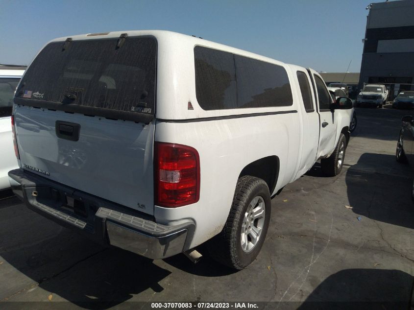 2013 CHEVROLET SILVERADO 1500 LS - 1GCRCREA3DZ156586
