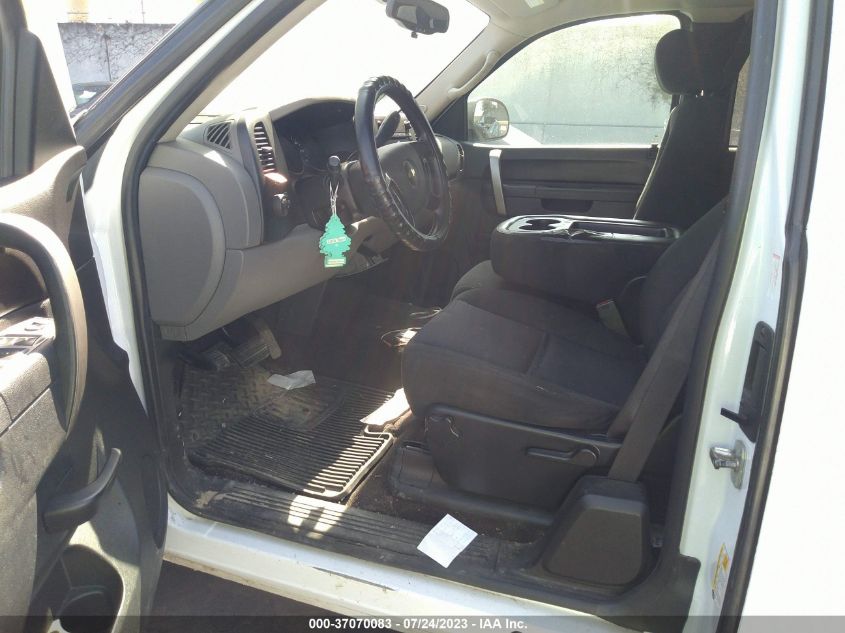 2013 CHEVROLET SILVERADO 1500 LS - 1GCRCREA3DZ156586