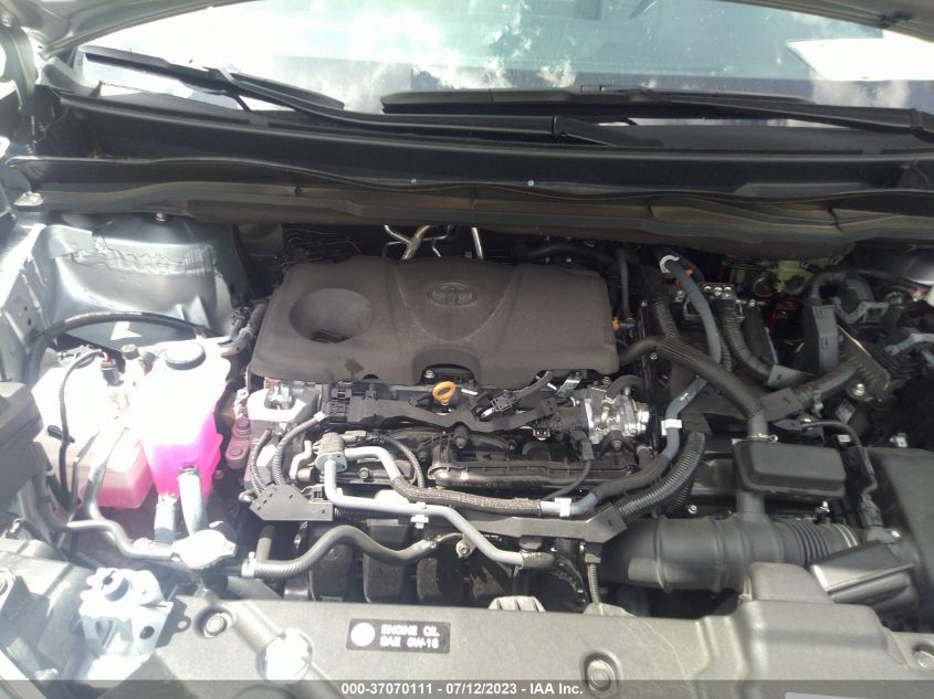 2022 TOYOTA SIENNA LE - 5TDKRKEC3NS080847