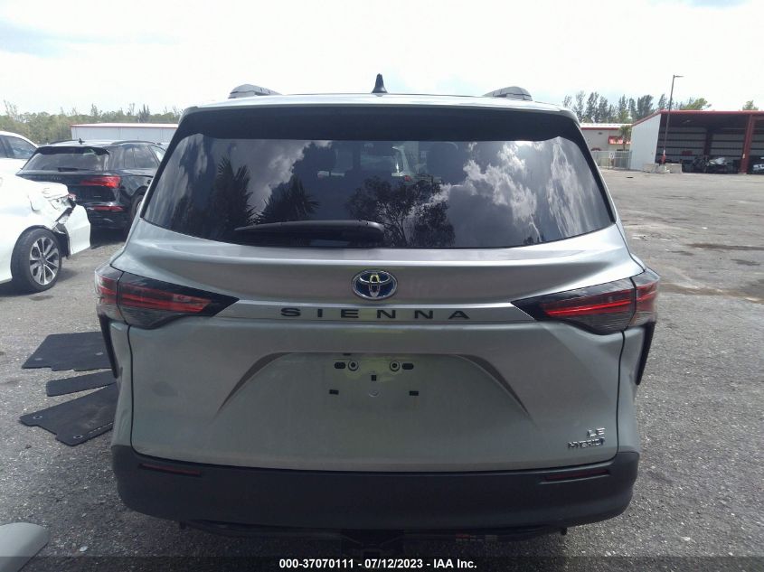 2022 TOYOTA SIENNA LE - 5TDKRKEC3NS080847