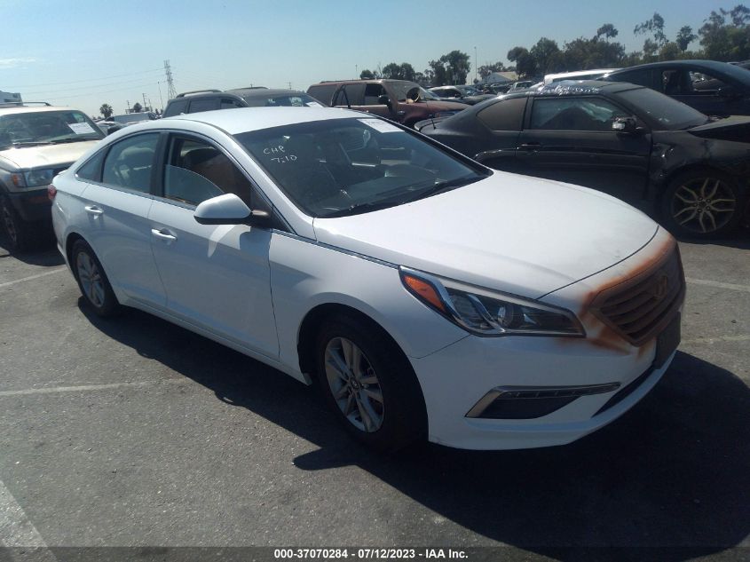 2015 HYUNDAI SONATA 2.4L SE - 5NPE24AF6FH003328