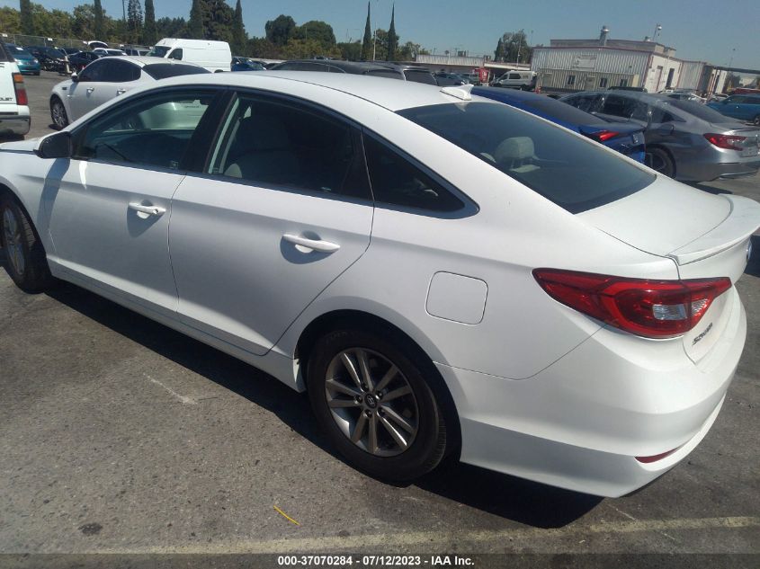 2015 HYUNDAI SONATA 2.4L SE - 5NPE24AF6FH003328