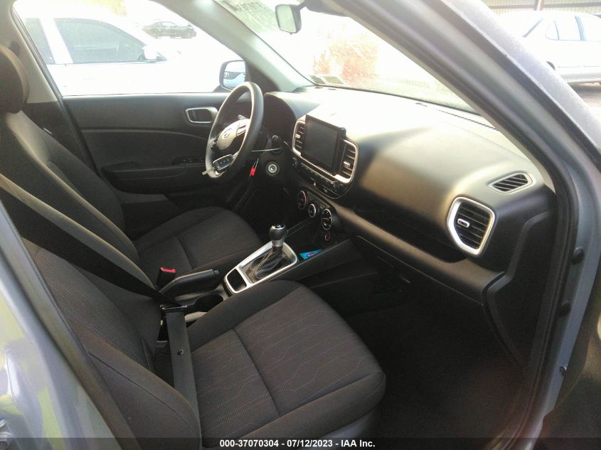 2021 HYUNDAI VENUE SE - KMHRB8A32MU068545