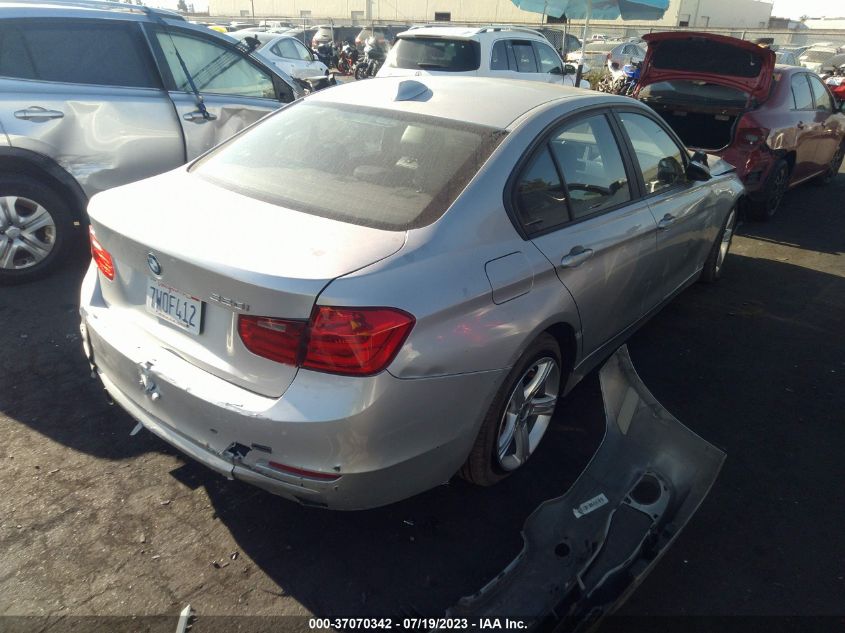 2013 BMW 3 SERIES 320I - WBA3B1C51DK128100
