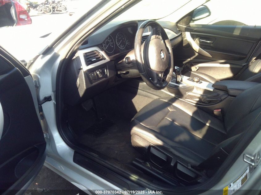2013 BMW 3 SERIES 320I - WBA3B1C51DK128100