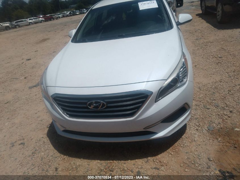 2016 HYUNDAI SONATA SE - 5NPE24AF1GH418431