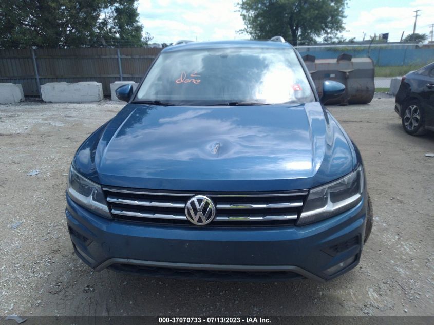 2018 VOLKSWAGEN TIGUAN SEL/SE - 3VV2B7AX0JM029294