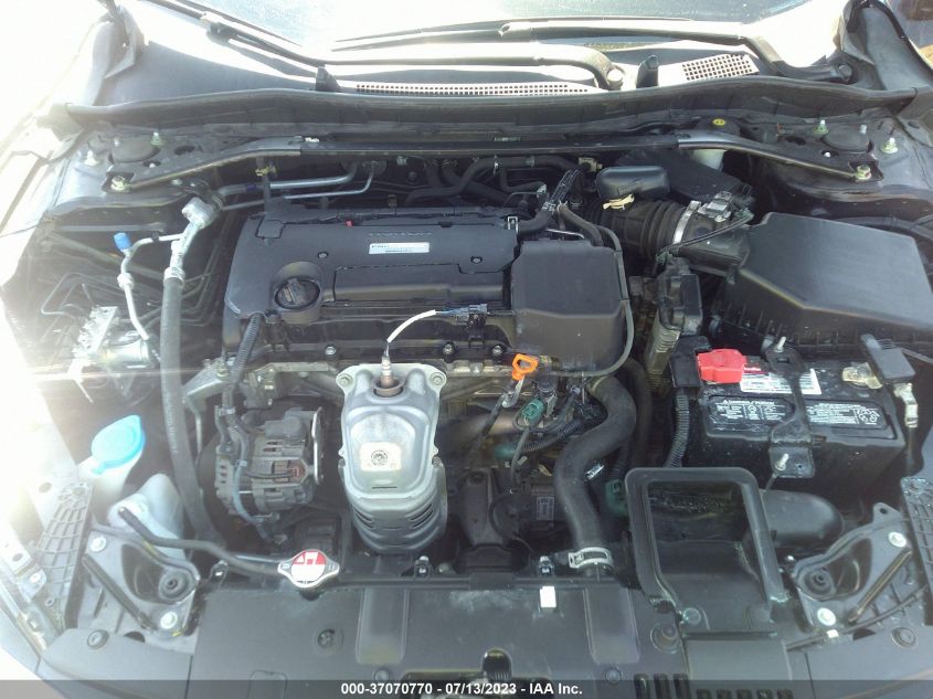 2016 HONDA ACCORD SEDAN EX - 1HGCR2F71GA225410