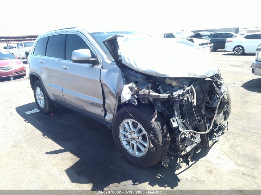 VIN 1C4RJEAG6JC181876 2018 JEEP GRAND CHEROKEE LAREDO