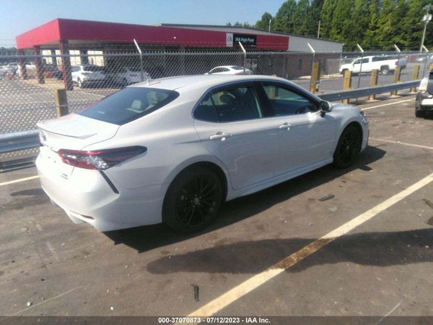 2022 TOYOTA CAMRY HYBRID XSE - 4T1K31AK2NU043224
