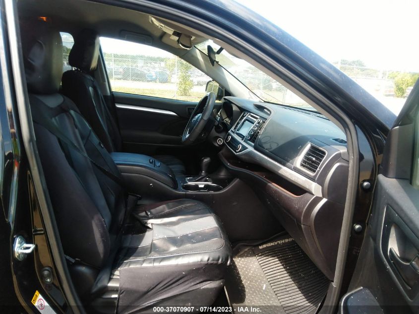 2018 TOYOTA HIGHLANDER LE/LE PLUS - 5TDBZRFH7JS872240
