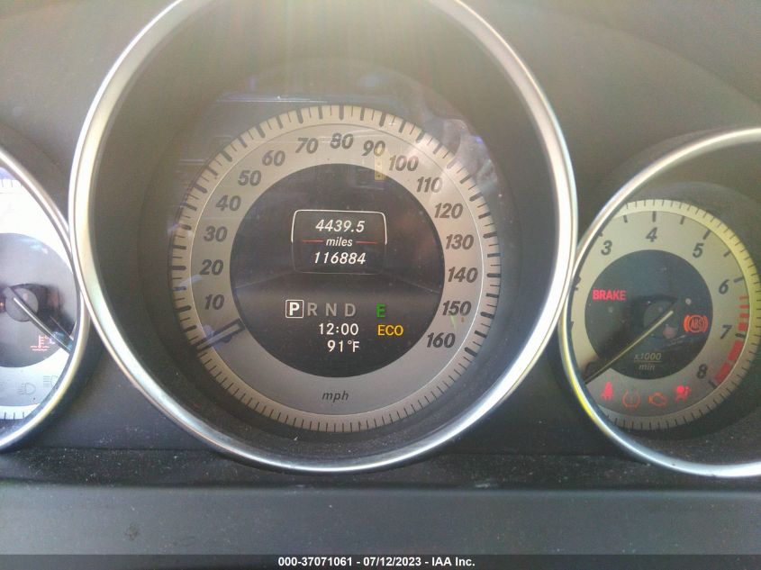 2014 MERCEDES-BENZ C-CLASS C 300 - WDDGF8AB2ER308601
