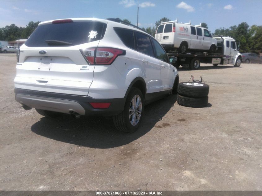 2018 FORD ESCAPE SE - 1FMCU0GD2JUC38030