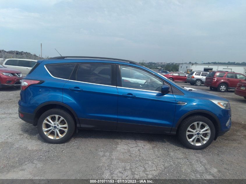 2017 FORD ESCAPE SE - 1FMCU9GD2HUC42142