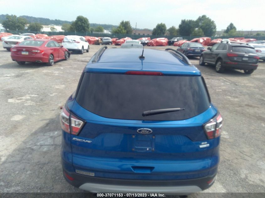 2017 FORD ESCAPE SE - 1FMCU9GD2HUC42142